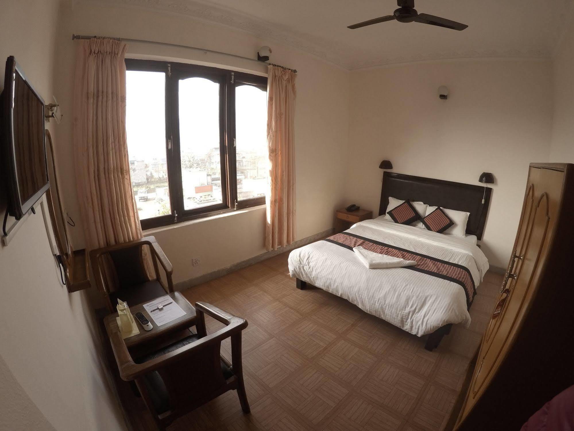 Hotel Dream Pokhara Zewnętrze zdjęcie